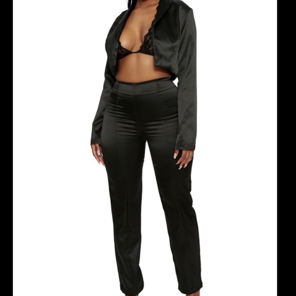 Naked Wardrobe Extra Bossy Suit